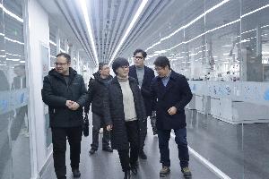 西湖区委常委韩斌等一行领导参观调研唯铂莱